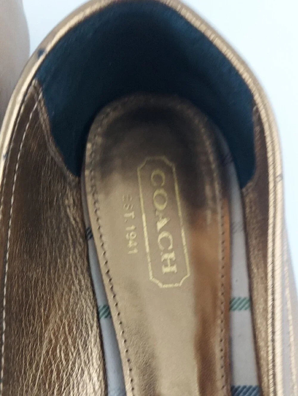COACH Metallic Gold Leather Driving Moccasins Size 9 B